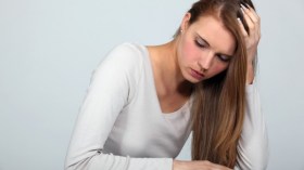 رمضان يزيدني نحافة واكتئابا.. ما الحل؟!