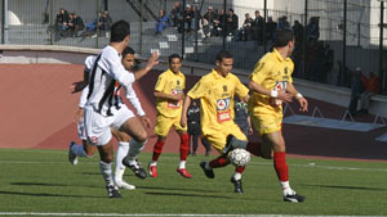 قمتا الهضاب والعاصمة في واجهة المباريات