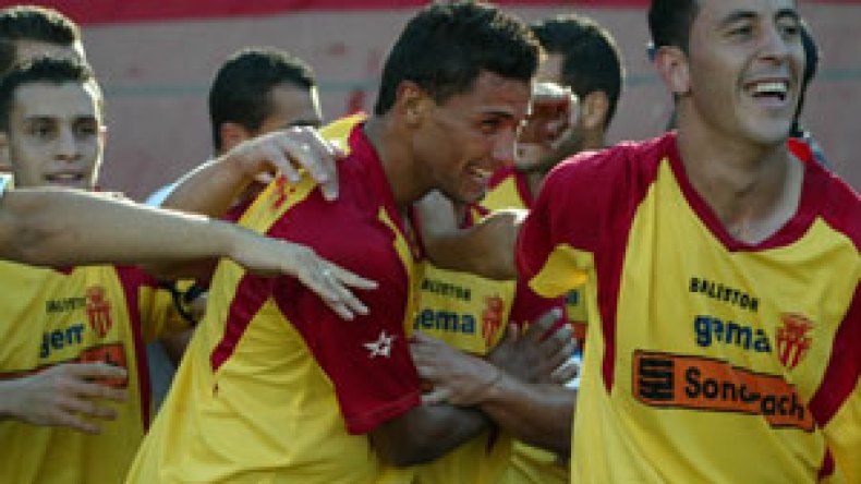 رئيس النصرية يترجى سكان عمارة زيوي بعدم رشق الملعب