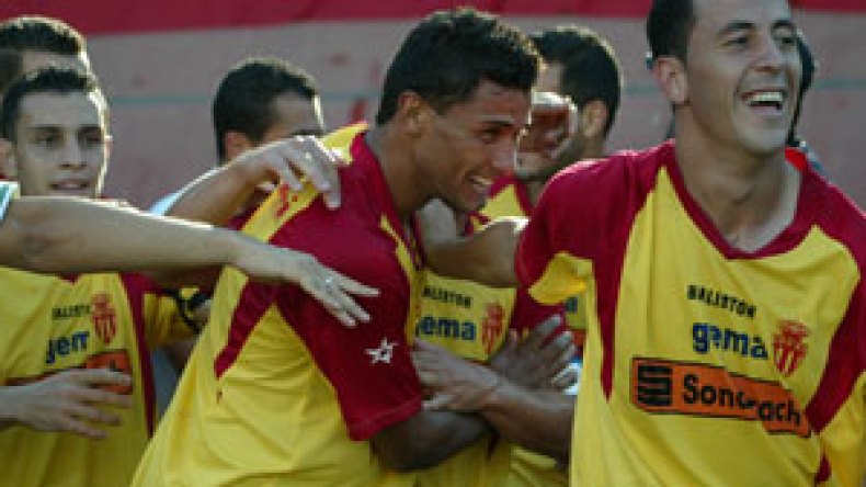 بجاية تلتحق بالنصرية، سقوط حر للشباب والعميد يواصل مهازله