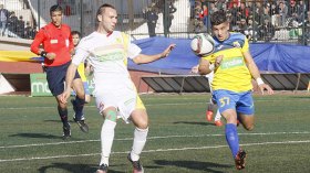 النصرية تطالب باللعب الجمعة أو إجراء القرعة مع المولودية