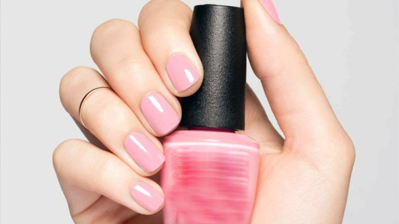 تعرفي على أجمل ألوان طلاء الأظافر وأشكالها لعام 2018