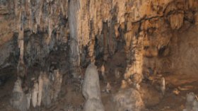 عندما يختصر كهف صخري تاريخ العالم