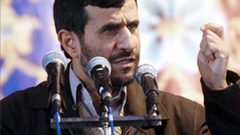 نجاد: “لن تجرؤ أي قوة على أن تطور في ذهنها فكرة مهاجمة إيران “