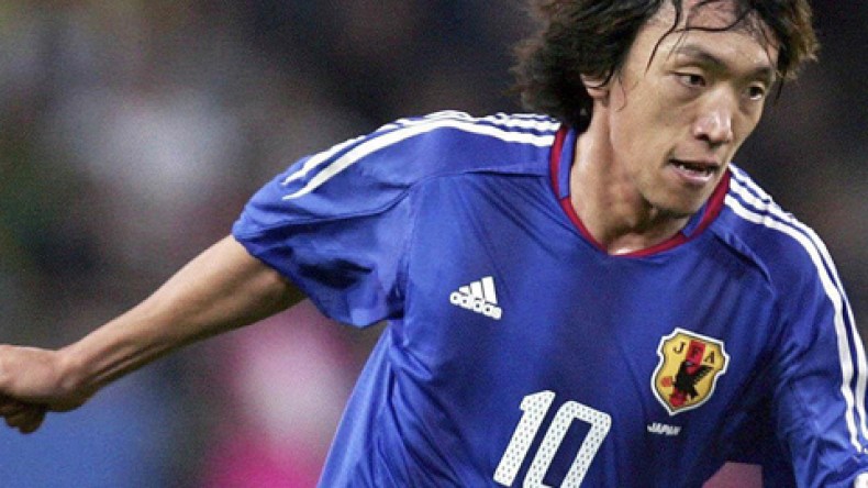 ناكامورا يعتزل اللعب دولياً