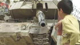 الفلسطينيون يتوشحون السواد في ذكرى النكبة