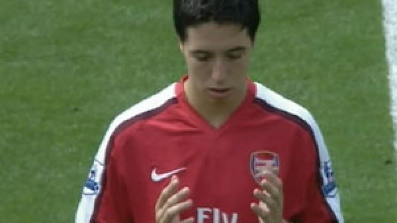 أربعة‭ ‬عرب‭ ‬كلهم‭ ‬صغار‮ ‬السن‮ ‬في‭ ‬تشكيلة‭ ‬الديكة