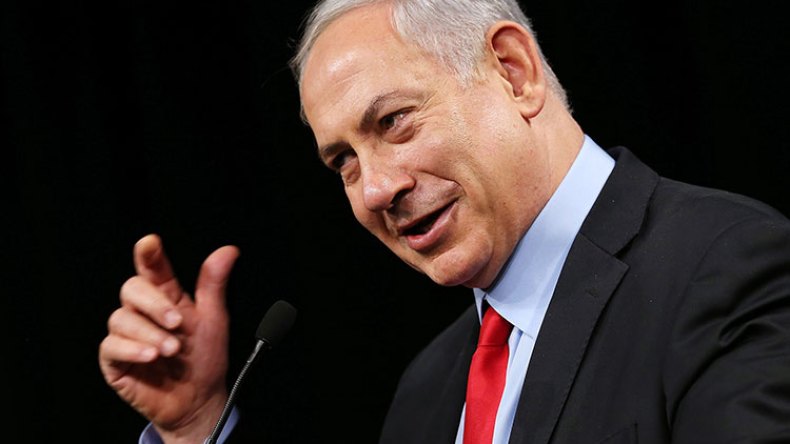 سباقٌ محموم بين أعراب التطبيع!