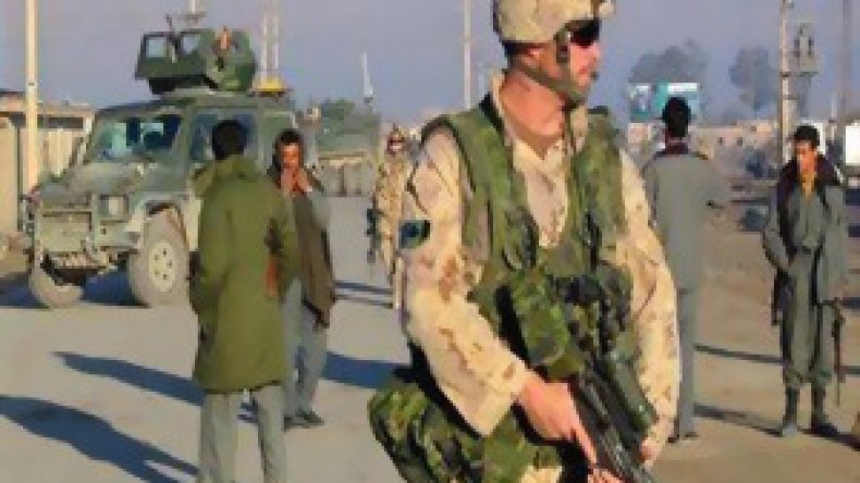 “الناتو” يحذر من وقوع أفغانستان بقبضة طالبان والقاعدة