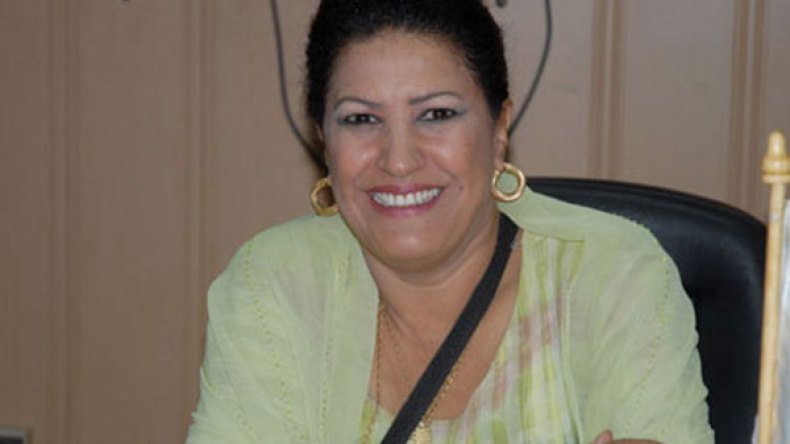 نوال زعتر: “ظلموني في الإذاعة.. ورفضت البطولة مع مظهر”!