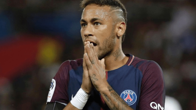 أسباب أمنية تجبر نيمار على ترك منزله في باريس