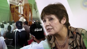 تركت كل الآفات ولم تنتبهي إلا للقلة المصلّية!