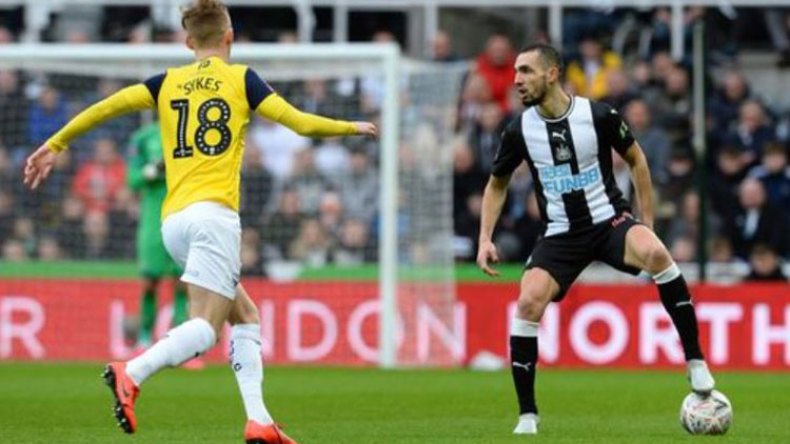 بن طالب يعود بعد غياب اقترب من السنة