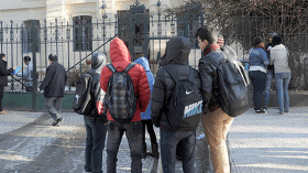 تلميذ يعتدي على عون أمن بثانوية بونور في القل بسكيكدة