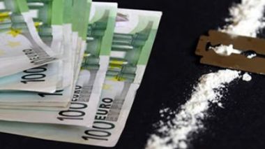 Cinq policiers, dont deux femmes, interpellés pour chantage, commerce de drogue et pots-de-vin