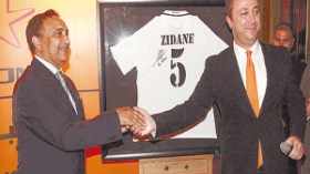 زيدان  في “الجزائر.. رحلة من القلب” للترويج السياحي