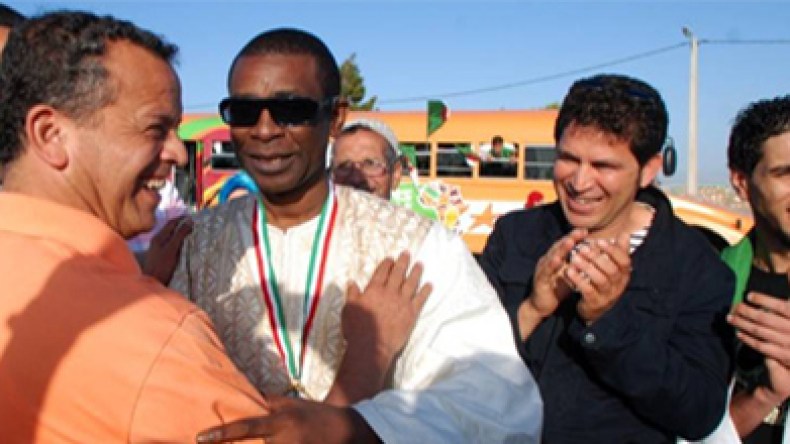 ‭”‬خضرا‭ ‬الجزائر‭ ‬ديما‮”:‬‭ ‬نشيد‭ ‬لجنوب‭ ‬إفريقيا‮ ‬