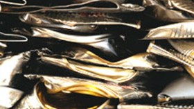 الأزمة المالية تجفف منابع تموين مهربي النفايات المعدنية بوهران