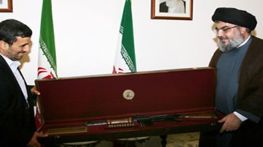 L'Iran et le Liban saluent leurs liens militaires et mettent Israël en garde
