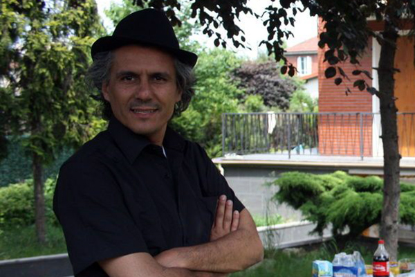 Rachid Nekkaz Pays Fines Of The Burkini In French Beaches