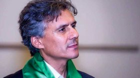 نكّاز يقاضي الداخلية