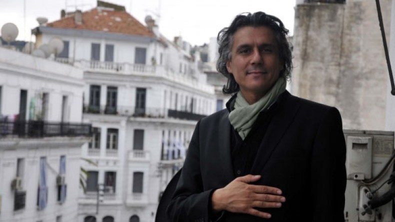 نكّاز يدعو إلى “مسيرة التغيير السلمي” من خنشلة إلى العاصمة