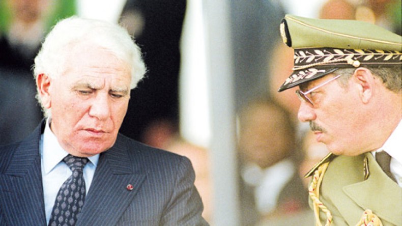 اللقاءات الأربعة التي أنهت حكم الشاذلي