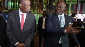 نيجيريا “تجلد” عيسى حياتو