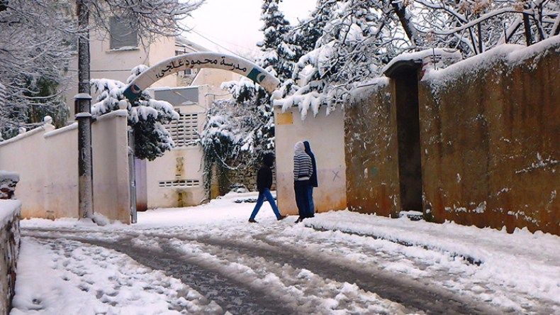 تساقط الثلوج يحرم الطلبة من اجتياز الامتحانات