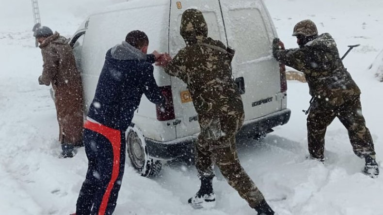 هذه هي الطرق المقطوعة بسبب تساقط الثلوج