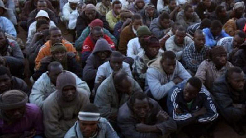 النيجر توقف 127 شخص في طريق الهجرة إلى الجزائر