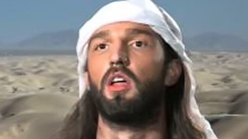 حبس منتج الفلم المسيء للإسلام عاماً واحداً!
