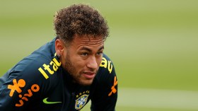 بند غريب جداً في عقد نيمار