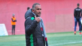 استقالة مدرب النصرية