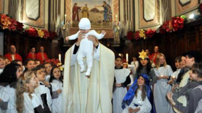 أربعة عشر ألف طفل تعرضوا للاغتصاب في حرم الكنائس