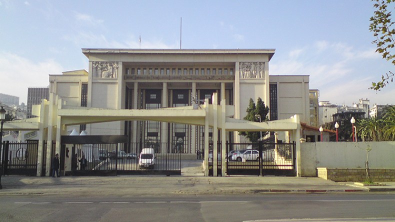 مقترح تخفيض الضريبة على الدخل العام جاهز