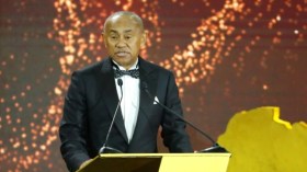 شبح الإيقاف يحوم حول رئيس “الكاف”