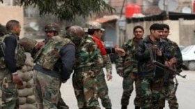 مسؤول: 71 ضابطا بالجيش السوري يفرون إلى تركيا