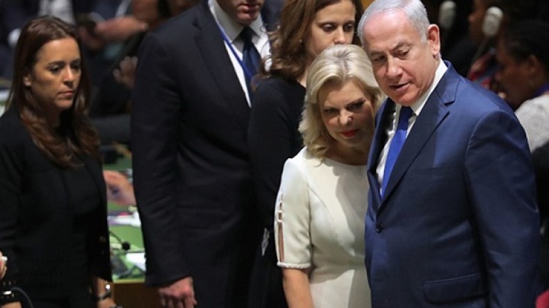 استجواب نتنياهو وزوجته في قضايا فساد