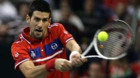 “التنسمان” الصربي ديوكوفيتش ينتقم من مضربه!