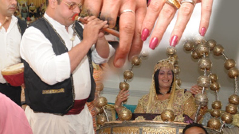 أعراس بـ “التهراس” وأخرى بالتقطير و”الكريدي”