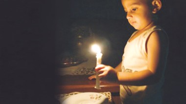 Coupures récurrentes d’électricité : les Algériens plongés dans le noir