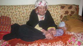 نونة بوسعد.. معمّرة في باتنة تصلي وتصوم.. فقدت البصر وأعطاها الله قوة البصيرة