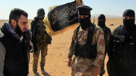 مسلحون يعدمون 56 من الجيش السوري في قاعدة جوية