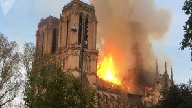 Notre Dame de Paris prend feu: Causes et dégâts