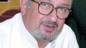 نور الشريف: أوافق على لعب دور مبارك بشرط تقديم الحقيقة كاملة