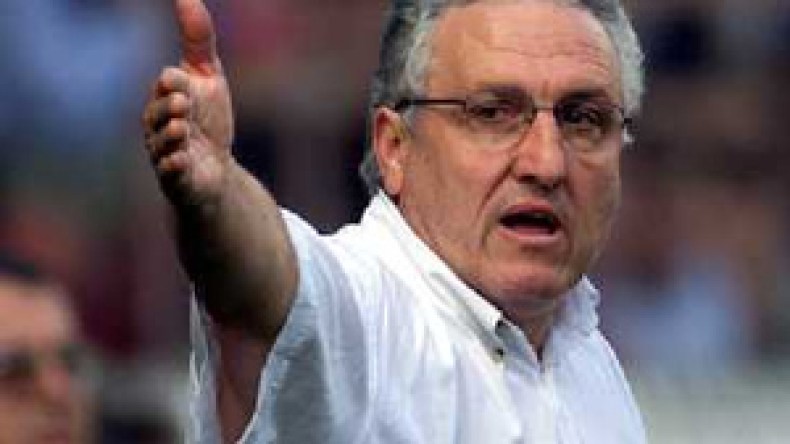 نوزاري يطلب فسخ عقده مع غينيا