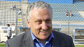 نوزاري ولومير مقترحان لخلافة مناد في العميد