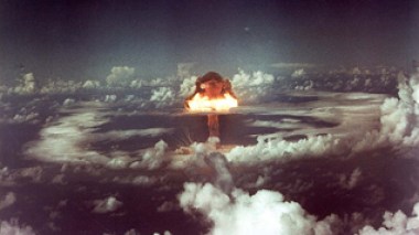 Human rights watchdog urges for suing France over nuclear tests