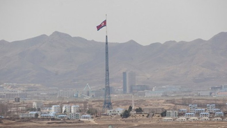 بيونغ يانغ تنفي تعاونها مع طهران في تطوير البرنامج النووي الإيراني